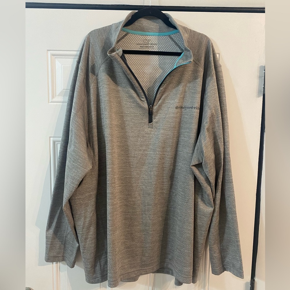 Vineyard vines performance pullover 3XB grey used
